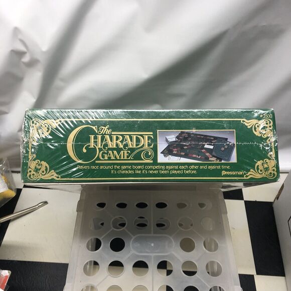 The Charade Board Game by Pressman Toy Corp. Vintage 1985 Family Party Hang Out - Picture 4 of 8